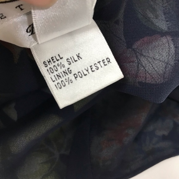 Talbots black florals knee length pure silk skirt size 14
Black / multi colors - Picture 5 of 6